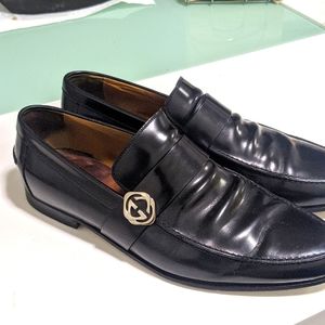 Authentic Gucci Double G Leather Loafers size 8